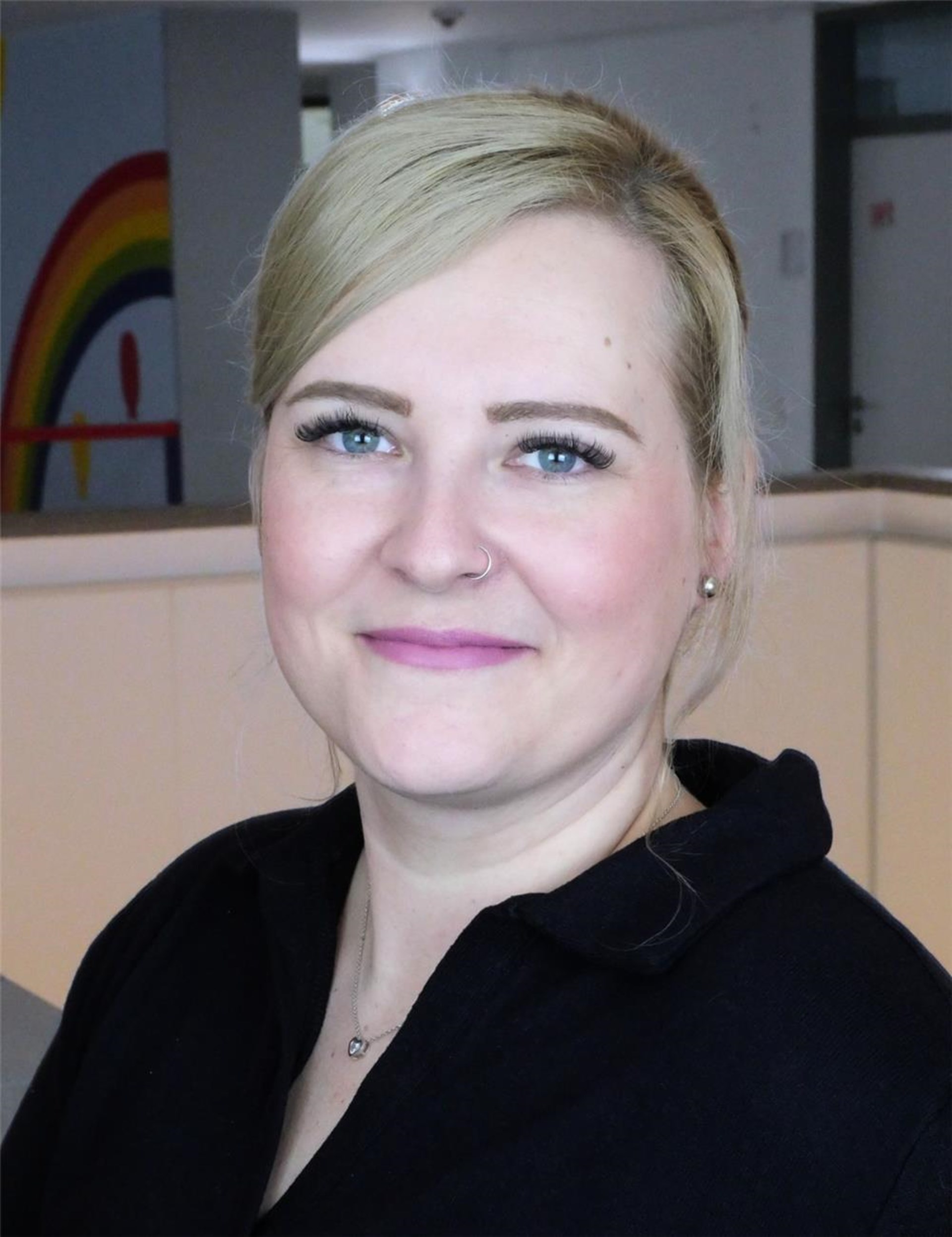 Porträtbild von Maren Eßer, stellvertretende Leitung Intensivpflege-WG Benedikt.