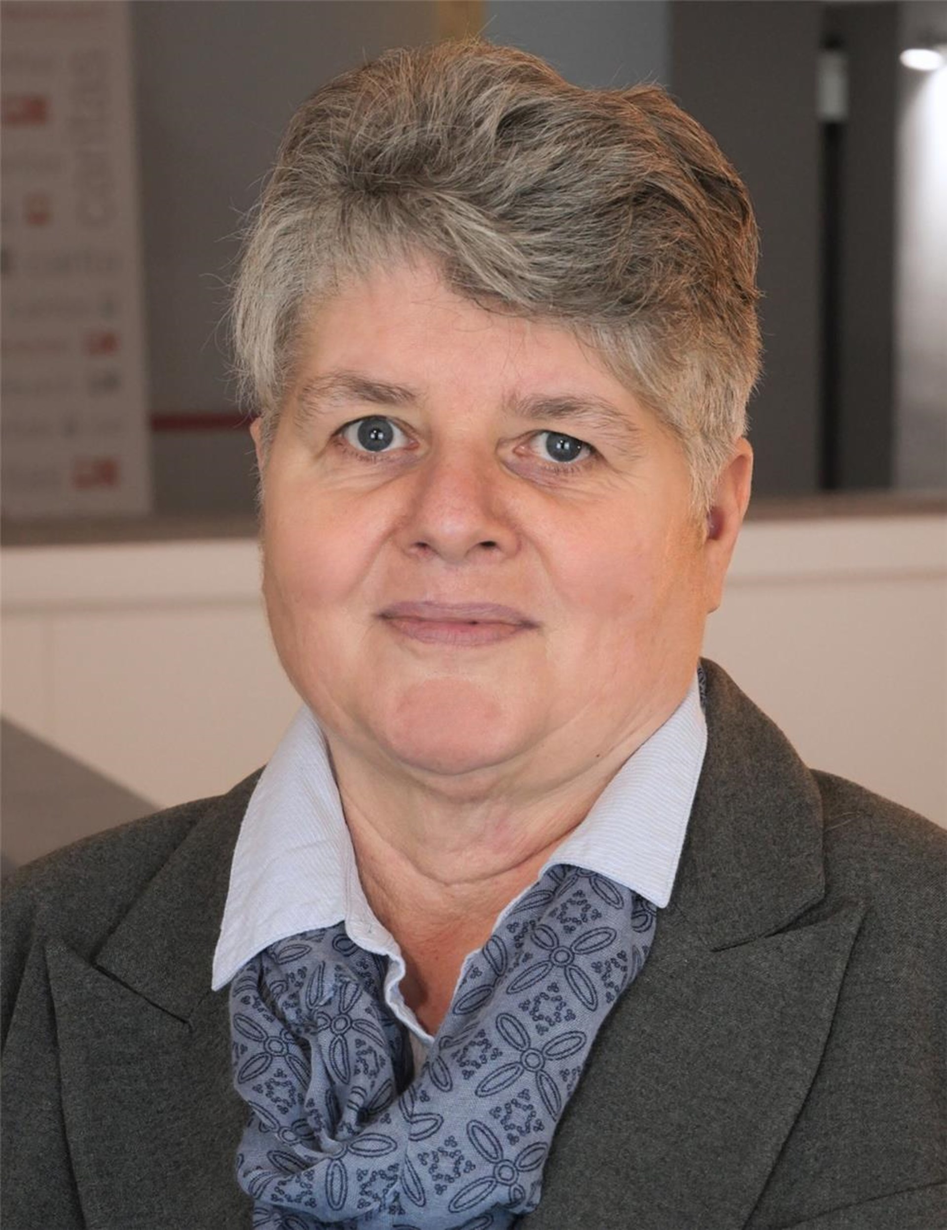 Porträtbild von Ruth Zipfel, Pflegedienstleitung Pflegestation Stadtmitte/Hüls.